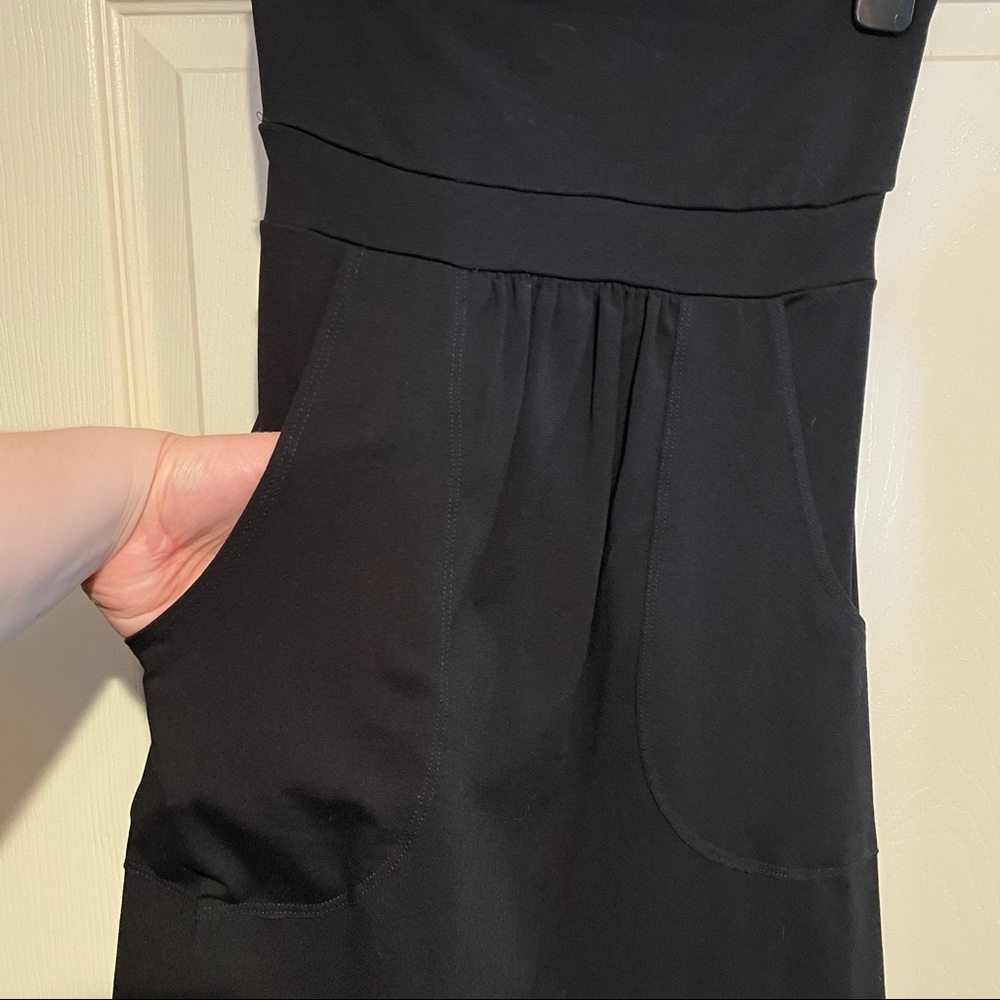 Black strapless stretch dress
